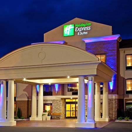 Holiday Inn Express Hotel & Suites Franklin By Ihg Екстериор снимка