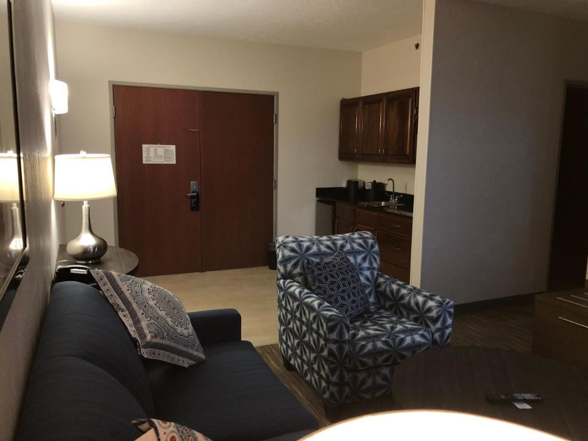 Holiday Inn Express Hotel & Suites Franklin By Ihg Екстериор снимка