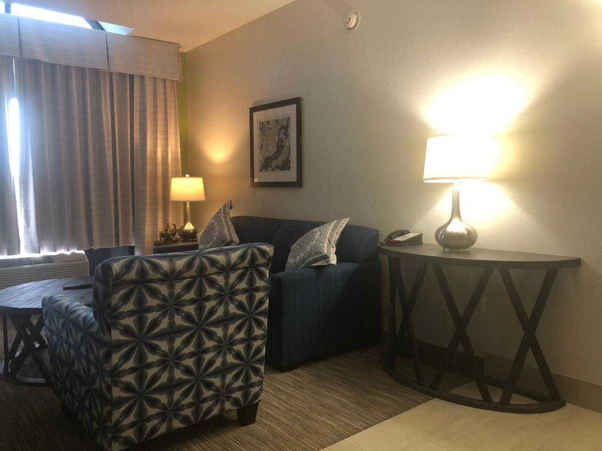 Holiday Inn Express Hotel & Suites Franklin By Ihg Екстериор снимка