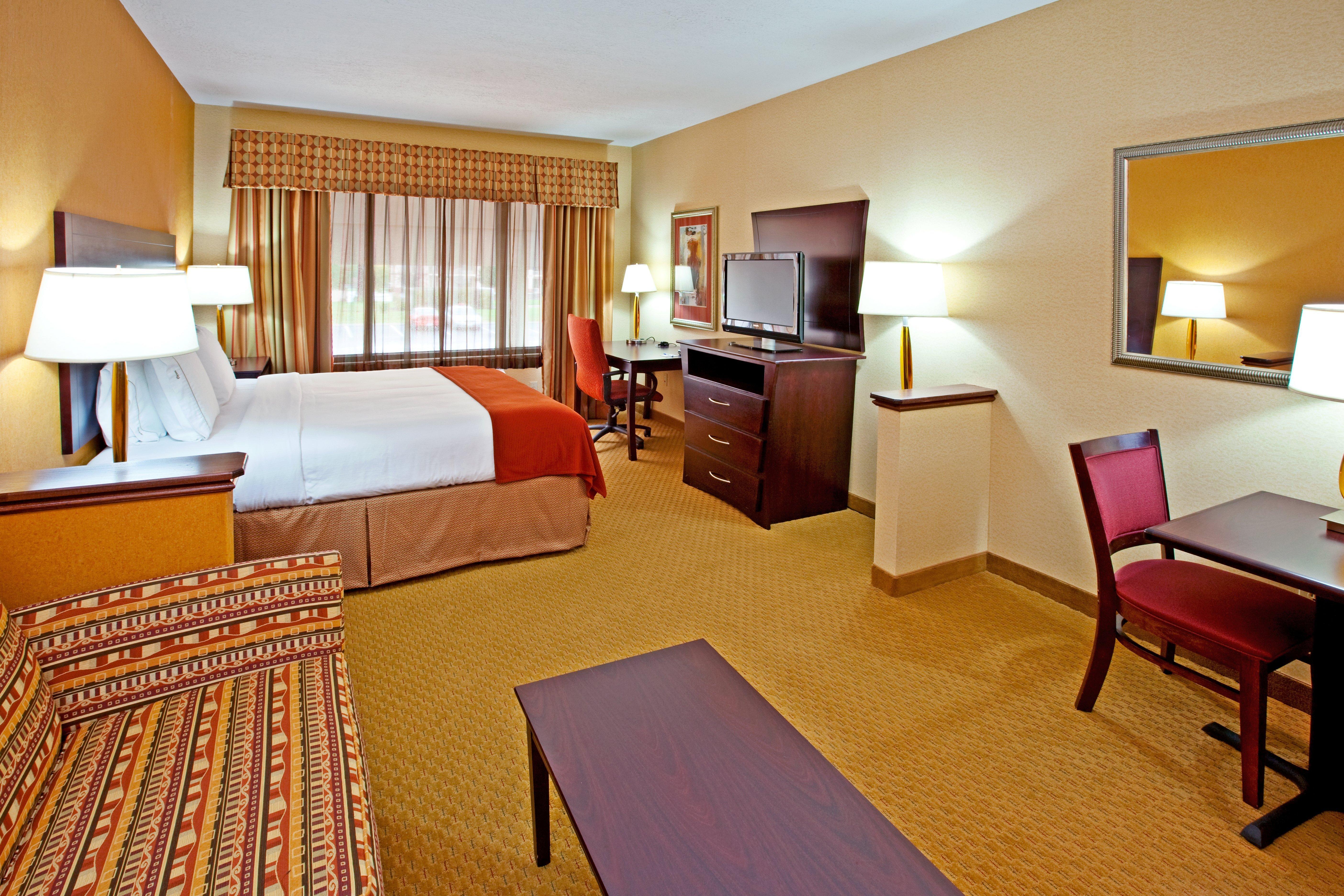 Holiday Inn Express Hotel & Suites Franklin By Ihg Екстериор снимка